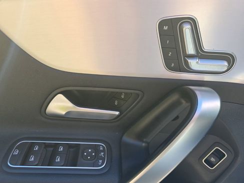 Used 2025 Mercedes-Benz CLA 250 image 20