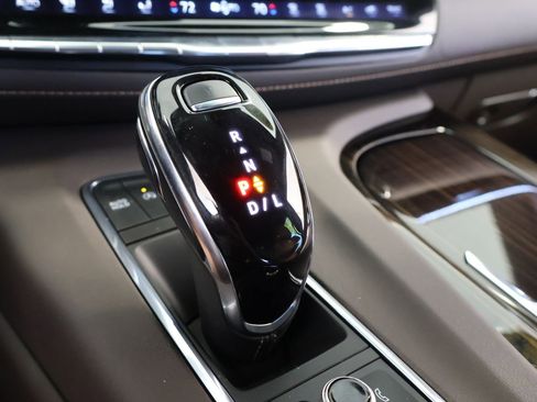 Used 2023 Cadillac Escalade Premium Luxury w/ Performance Package AWD/4WD image 27