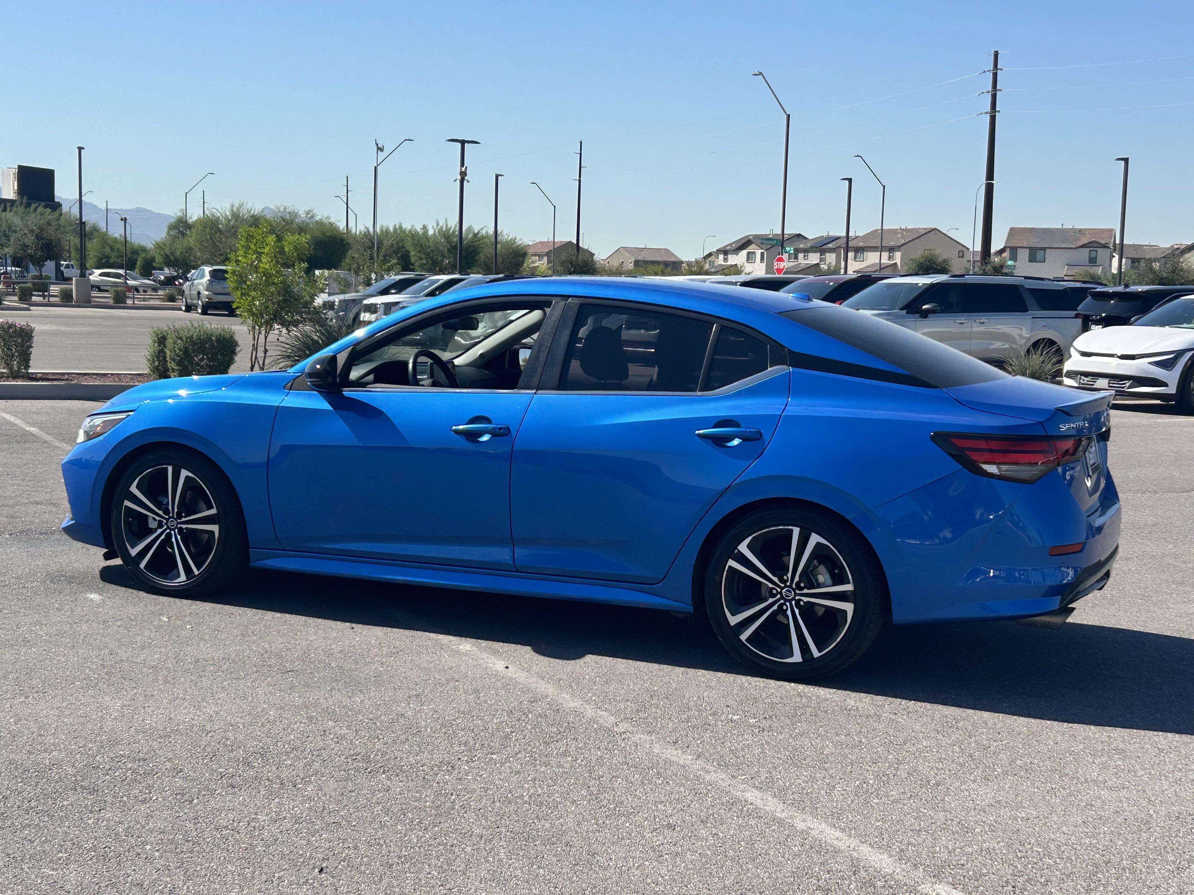 Used 2020 Nissan Sentra SR FWD image 3
