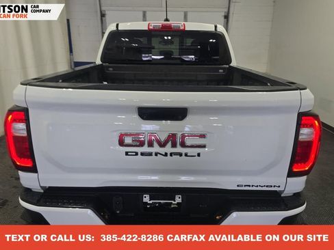 Used 2023 GMC Canyon Denali image 10