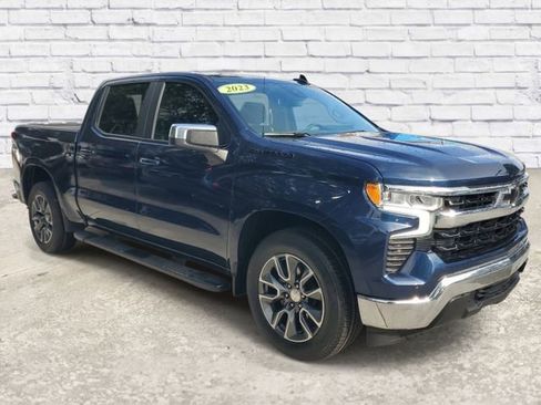 Certified 2023 Chevrolet Silverado 1500 LT w/ LPO, Dark Essentials Package RWD image 5