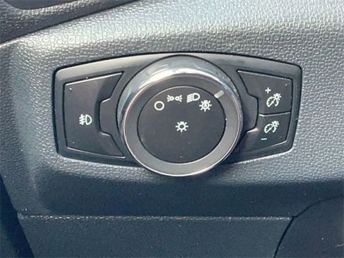 Used 2018 Ford EcoSport SE image 26
