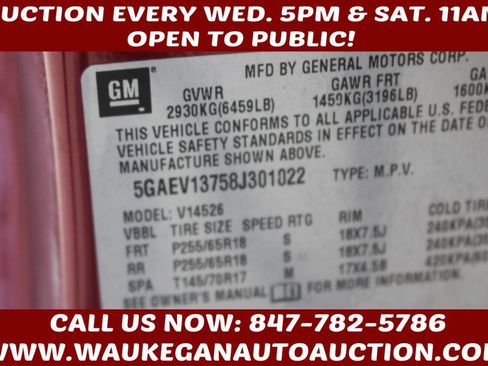 Used 2008 Buick Enclave CX w/ Driver Confidence Package image 8