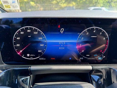 Certified 2025 Mercedes-Benz GLA 250 image 9