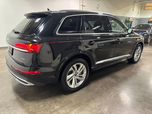 Certified 2023 Audi Q7 3.0T Premium Plus AWD/4WD image 3