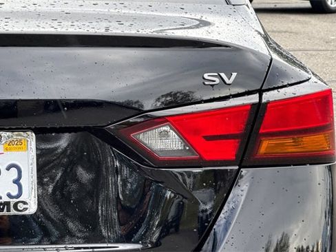 Used 2024 Nissan Altima 2.5 SV image 48