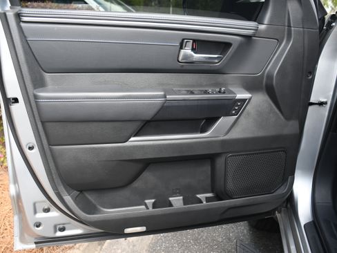 Used 2024 Toyota Tundra Platinum AWD/4WD image 10
