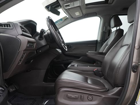 Used 2018 Honda Odyssey EX-L image 25
