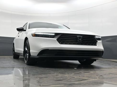Used 2024 Honda Accord Sport image 27
