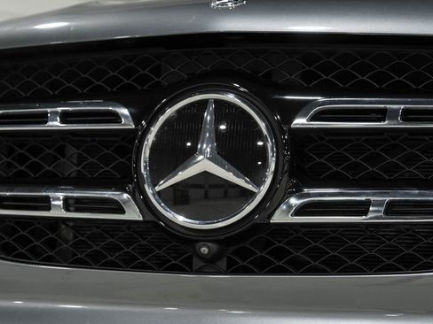 Used 2020 Mercedes-Benz GLS 580 4MATIC image 54