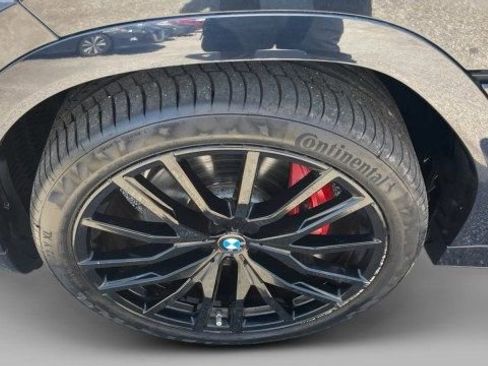 Used 2022 BMW X6 xDrive40i w/ Executive Package AWD/4WD image 9