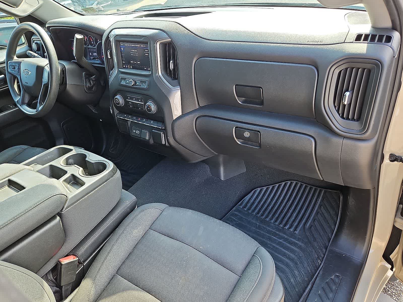 Used 2022 Chevrolet Silverado 1500 Custom Trail Boss AWD/4WD image 33
