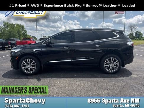 Used 2023 Buick Enclave Premium w/ Experience Buick Package image 6