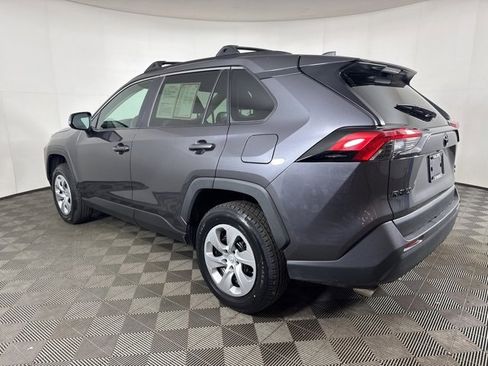 Used 2021 Toyota RAV4 LE image 6