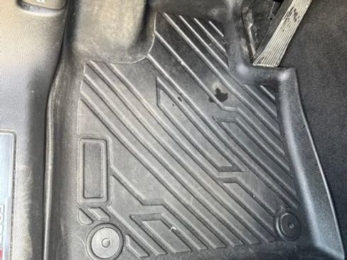 Used 2025 Ford Explorer ST AWD/4WD image 9