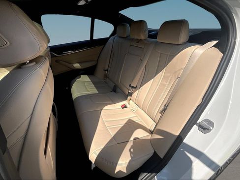 Used 2017 BMW 530i xDrive AWD/4WD image 21