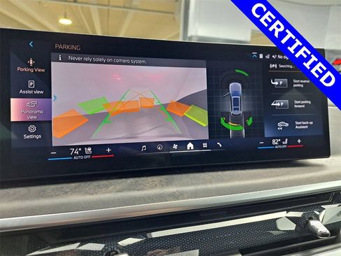 Certified 2024 BMW X7 xDrive40i w/ M Sport Package image 23