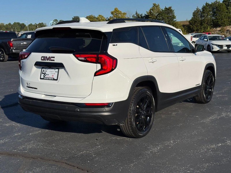 Used 2021 GMC Terrain SLT w/ Elevation Edition FWD image 3
