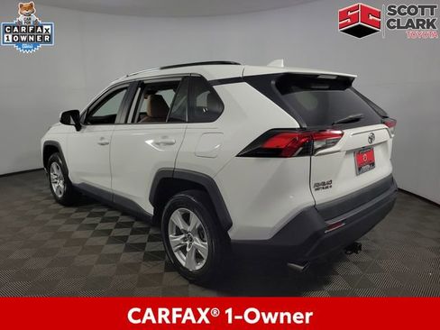 Used 2019 Toyota RAV4 XLE w/ Convenience Package FWD image 5