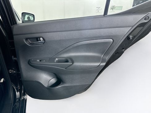 Used 2025 Nissan Versa SV FWD image 26