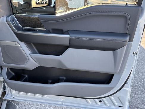 New 2026 Ford F250 XLT w/ XLT Premium Package image 14