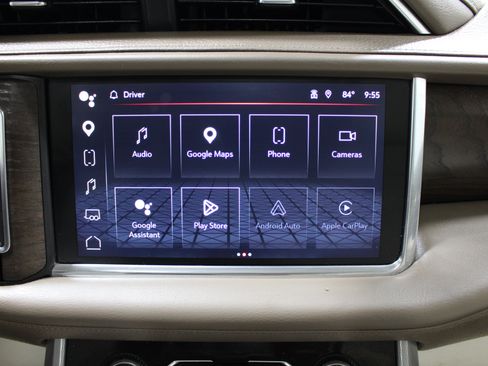 Used 2023 GMC Yukon XL Denali RWD image 15