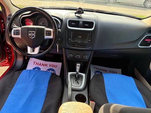 Used 2012 Dodge Avenger SXT image 6