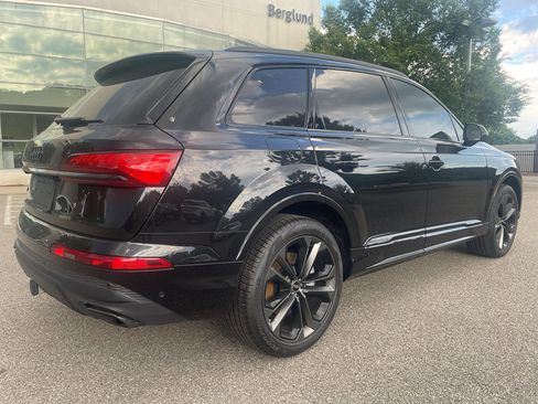 Used 2025 Audi Q7 3.0T Premium Plus AWD/4WD image 3
