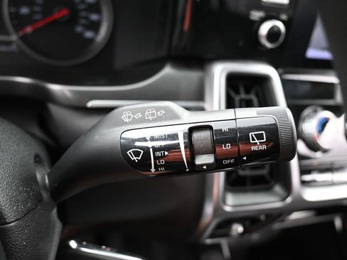 Used 2023 Kia Sorento LX image 34