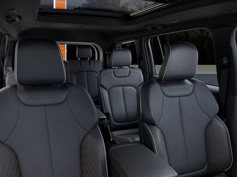 New 2026 Jeep Grand Cherokee L Summit w/ Obsidian Package AWD/4WD image 26