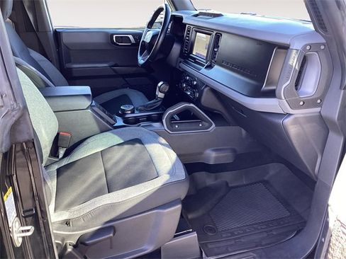 Used 2022 Ford Bronco Big Bend image 15
