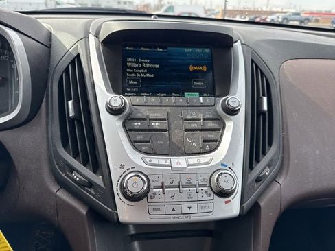 Used 2015 Chevrolet Equinox LTZ image 10