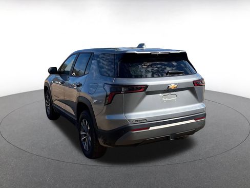 Used 2025 Chevrolet Equinox LT image 12