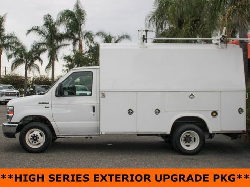 Used 2014 Ford E-350 and Econoline 350 Super Duty w/ Power Windows & Locks Group image 4