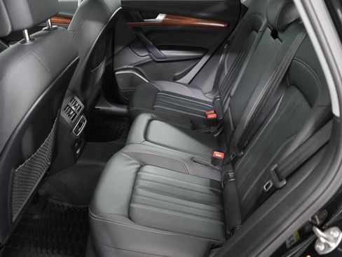 Used 2023 Audi Q5 2.0T Premium Plus w/ Premium Plus Package AWD/4WD image 26