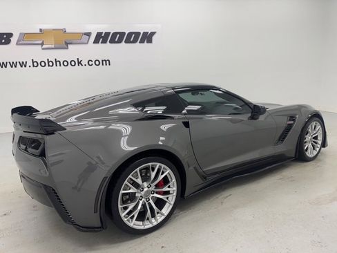 Used 2016 Chevrolet Corvette Z06 w/ 2LZ Preferred Equipment Group image 5