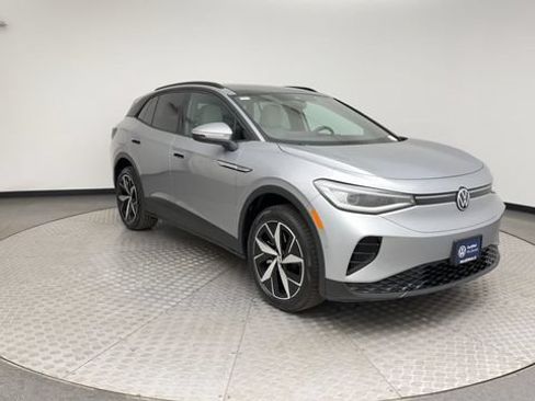 Certified 2024 Volkswagen ID.4 Pro S AWD/4WD image 8