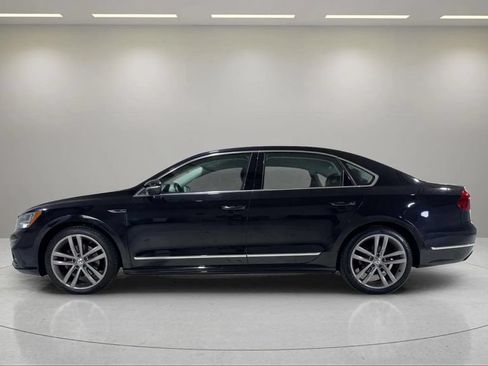 Used 2017 Volkswagen Passat 1.8T R-Line FWD image 15