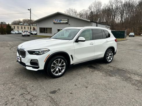 Used 2019 BMW X5 xDrive40i w/ Premium Package 2 AWD/4WD image 1
