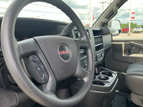 Used 2022 GMC Savana 2500 w/ Driver Convenience Package RWD image 12