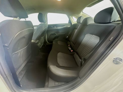 Used 2025 Kia K5 LXS image 27