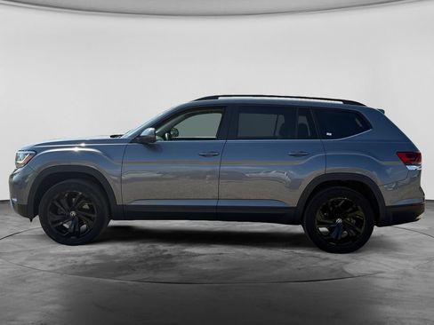 Used 2023 Volkswagen Atlas SE w/ Black Wheel Package AWD/4WD image 6