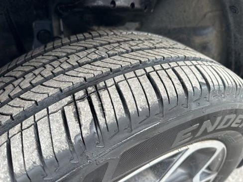 Used 2014 Subaru Crosstrek 2.0i Premium w/ Moonroof Package image 11