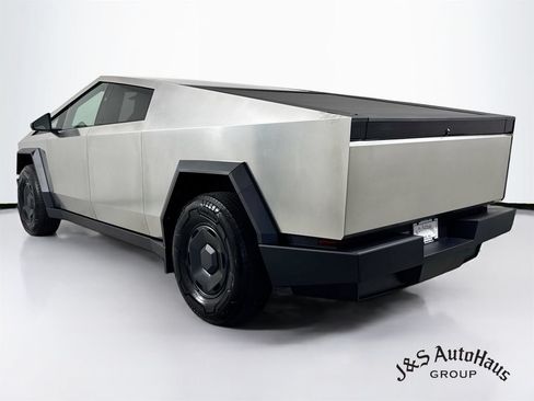 Used 2026 Tesla Cybertruck AWD Crew Cab image 5