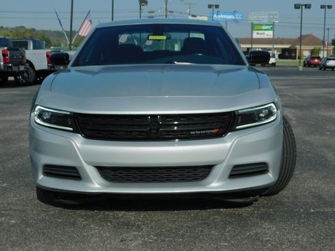 Used 2023 Dodge Charger SXT image 3