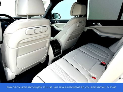 Used 2026 BMW X5 sDrive40i w/ Executive Package image 19
