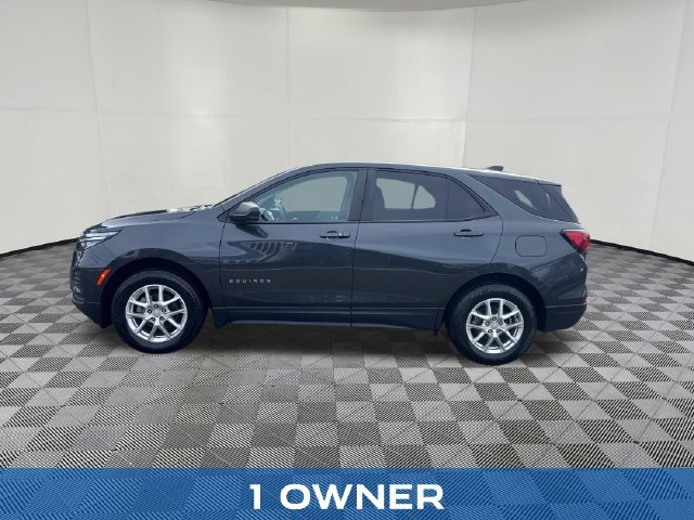 Used 2022 Chevrolet Equinox LS w/ LS Convenience Package AWD/4WD image 3