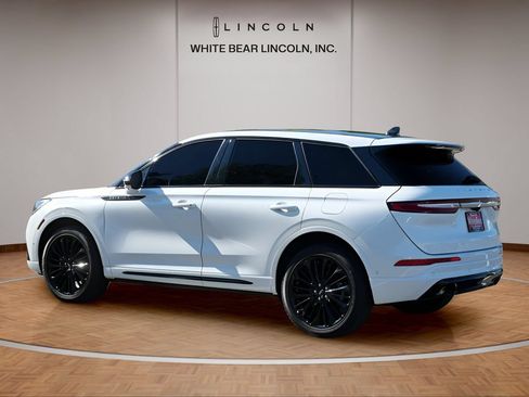 Used 2024 Lincoln Corsair FWD w/ Equipment Group 102A image 7