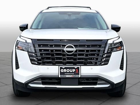 New 2026 Nissan Pathfinder SL FWD image 3