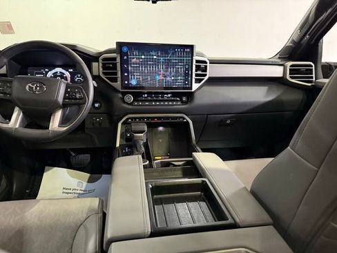 Used 2025 Toyota Tundra Limited image 27
